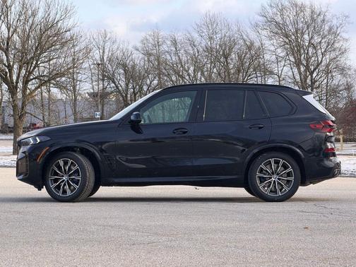 2026 BMW X5 M60i