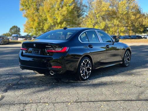 2025 BMW 330 i xDrive