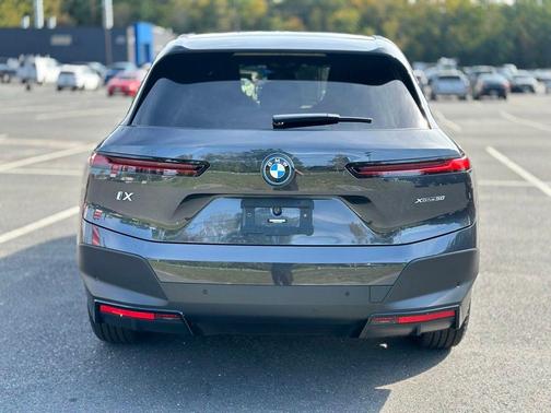 2024 BMW iX xDrive50