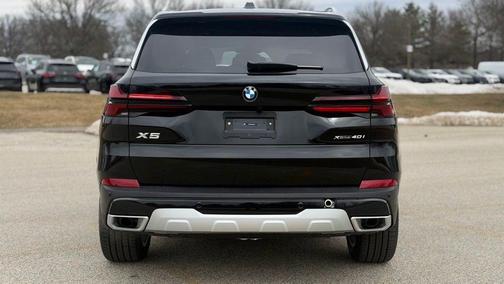 Black Sapphire Metallic 2026 BMW X5 xDrive40i