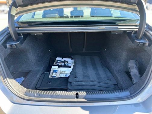 2025 BMW 530 i xDrive