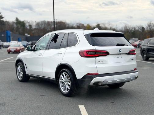 2023 BMW X5 xDrive40i