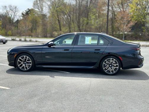 Carbon Black Metallic 2023 BMW 760 760i xDrive