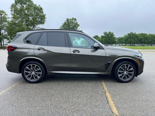 2025 BMW X5 xDrive40i