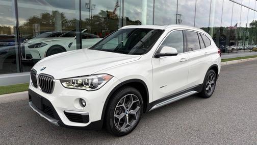 Alpine White 2017 BMW X1 xDrive 28i