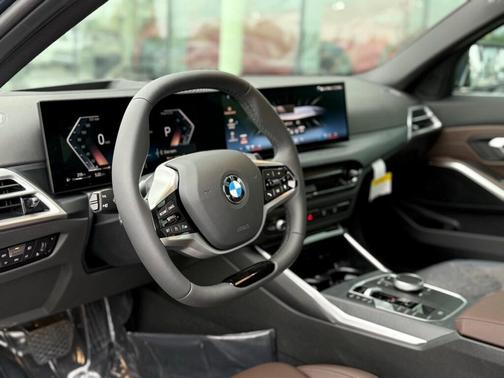 2025 BMW 330 i xDrive