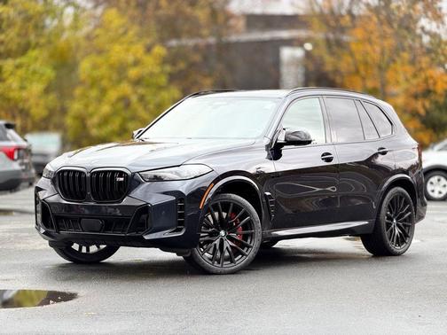 2024 BMW X5 M60i