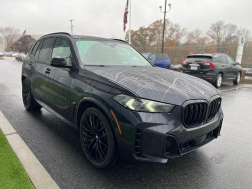 2024 BMW X5 M60i