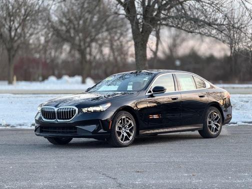 2026 BMW 530 i xDrive