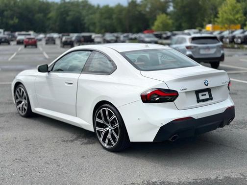 2023 BMW 230 i xDrive