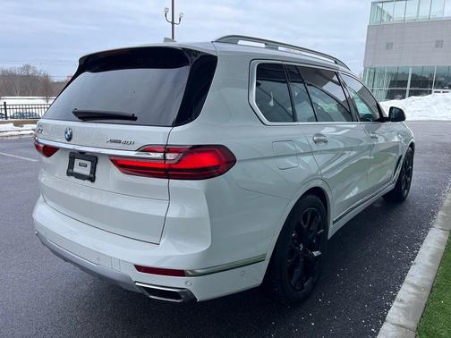 2020 BMW X7 xDrive40i
