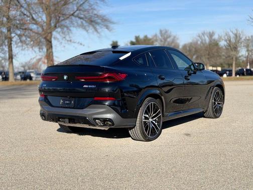2026 BMW X6 M60i