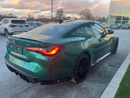 2023 BMW M4 