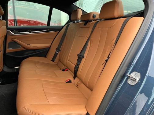 2023 BMW 530 i xDrive