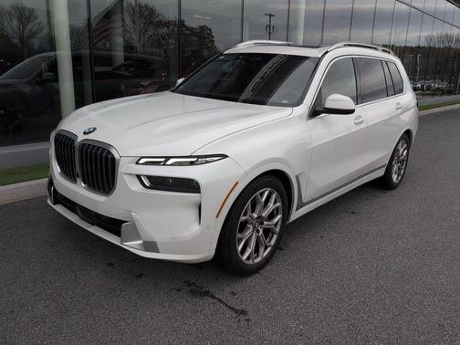 2023 BMW X7 xDrive40i