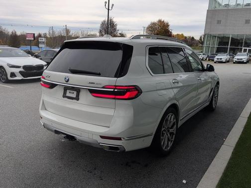 2023 BMW X7 xDrive40i