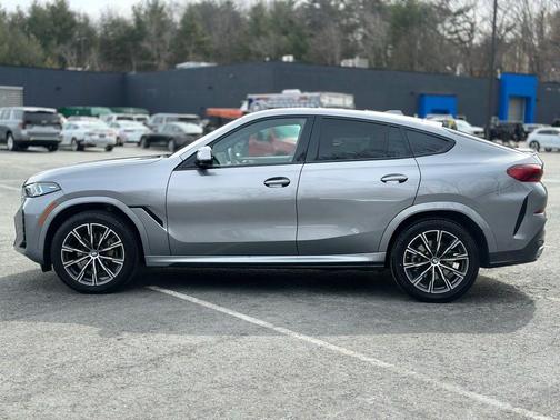 2025 BMW X6 xDrive40i
