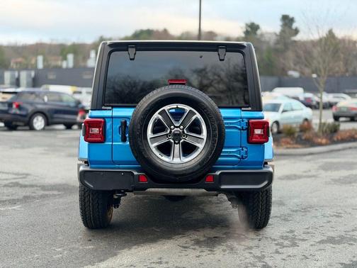 2023 Jeep Wrangler Sahara