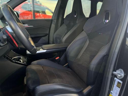 2024 BMW X1 M35i