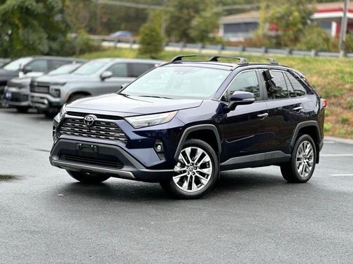2022 Toyota RAV4 Limited