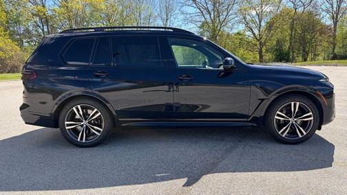 Carbon Black Metallic 2024 BMW X7 M60i