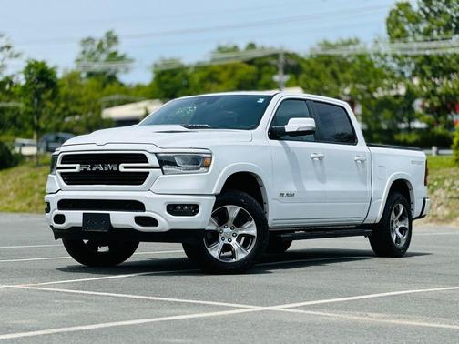 Bright White Clearcoat 2021 RAM 1500 Laramie