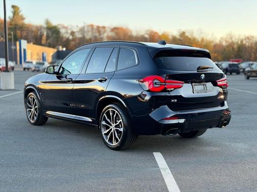 2023 BMW X3 M40i