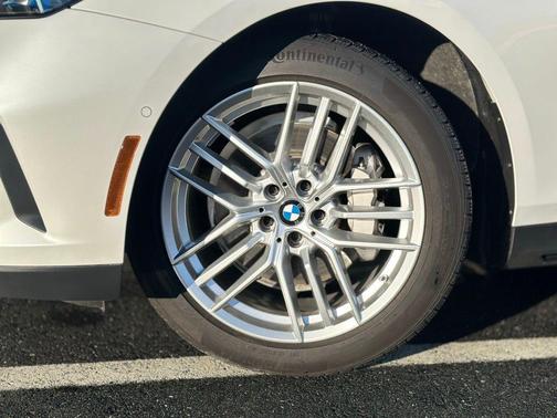 2025 BMW 530 i xDrive