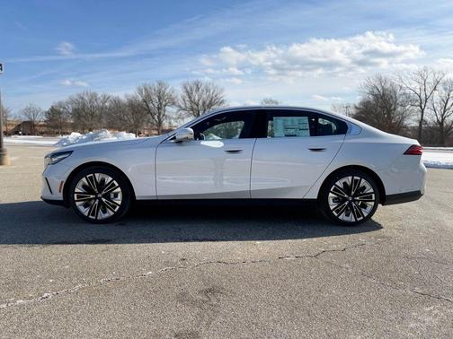 2026 BMW 530 i xDrive