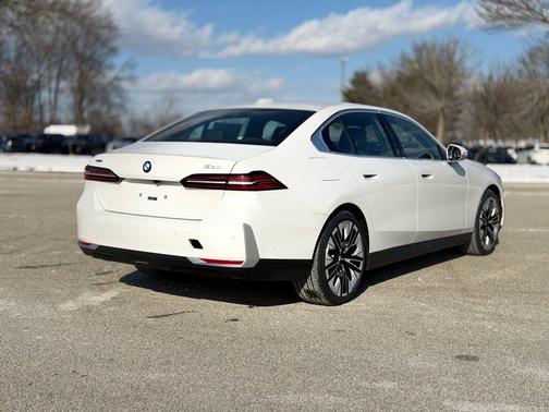 2026 BMW 530 i xDrive