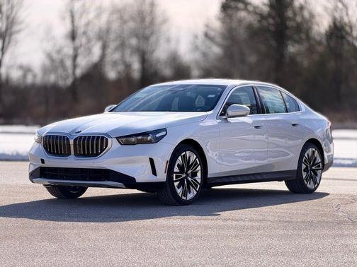 2026 BMW 530 i xDrive