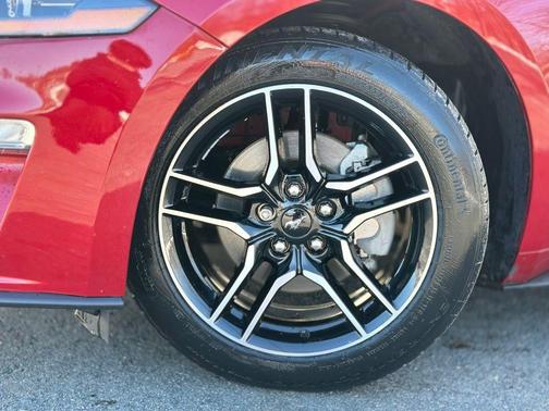 2022 Ford Mustang EcoBoost Premium