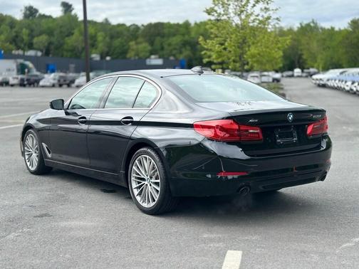 2019 BMW 530 i xDrive