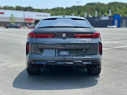 2022 BMW X6 M