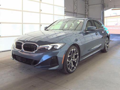 2025 BMW 330 i xDrive