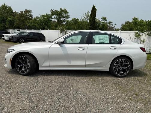 2025 BMW 330 i xDrive