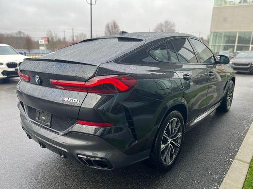 2024 BMW X6 M60i