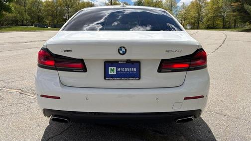 Alpine White 2023 BMW 530 i xDrive