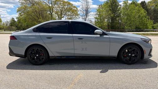 Gray Metallic 2024 BMW 530 i xDrive