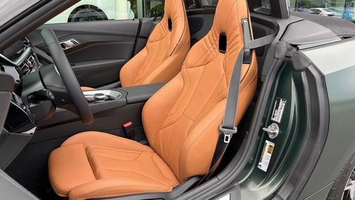Frozen Deep Green Metallic 2026 BMW Z4 M40i