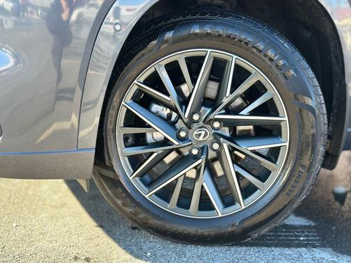 2025 Lexus TX 350 350 F HANDLING