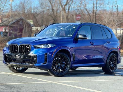 2025 BMW X5 M60i