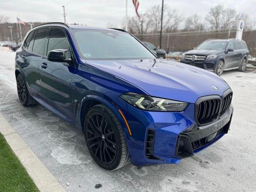 2025 BMW X5 M60i