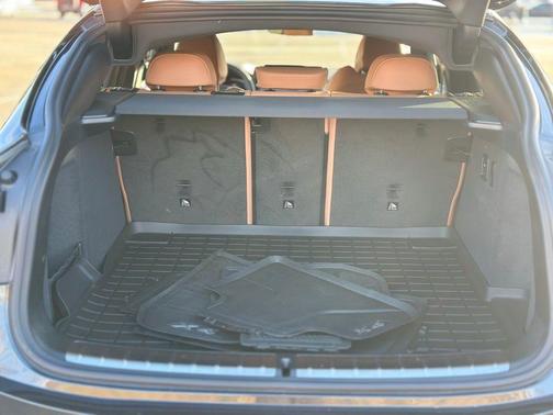 2025 BMW X4 xDrive30i