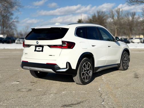 2026 BMW X1 xDrive28i