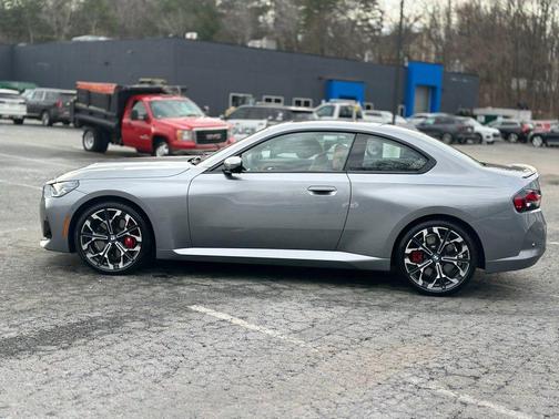 2025 BMW 230 i xDrive