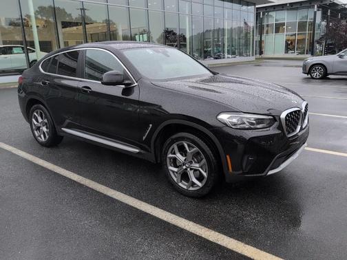 2025 BMW X4 xDrive30i