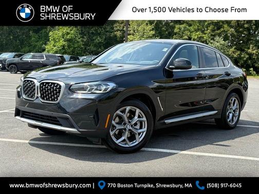 2025 BMW X4 xDrive30i