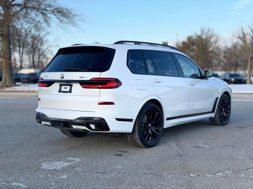 2026 BMW X7 xDrive40i