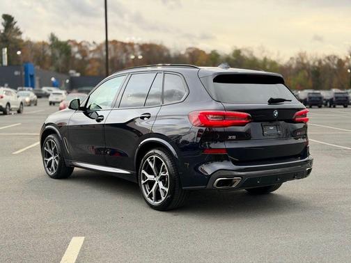 2023 BMW X5 M50i